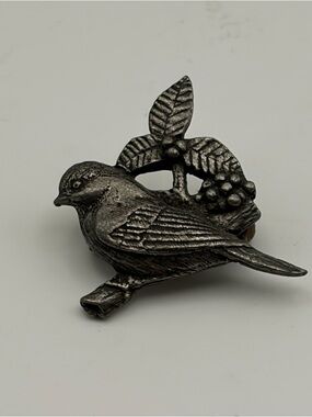 Vintage Birds and Blooms 2002 Limited Edition Songbird Pin Pewter Grandmacore